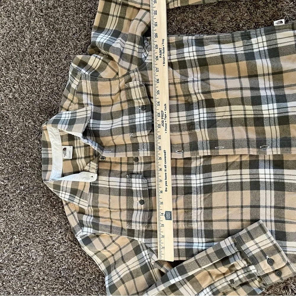 The North Face Long‎ Sleeve Plaid Flannel Button Down Shirt Men’s Size M Heavy
